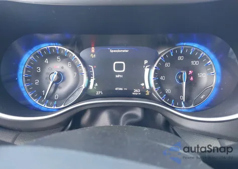 2020 Chrysler Pacifica Touring L z USA, uszkodzony, nr VIN 2C4RC1BGXLR196151